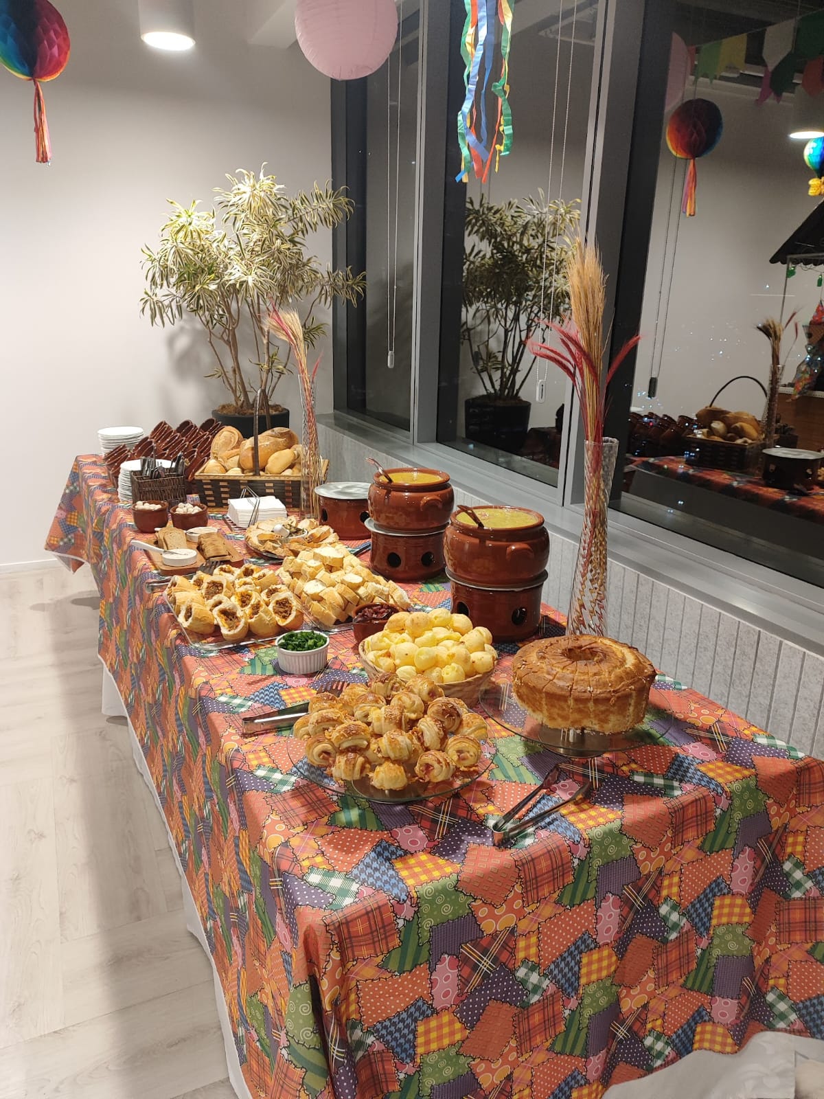 C&M Buffet Premium